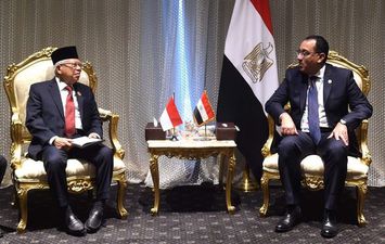 رئيس الوزراء يلتقي نائب رئيس جمهورية إندونيسيا