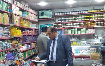 حملات رقابية على الأسواق والمنشآت التجارية بالإسكندرية