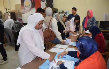 الترشح لانتخابات الاتحادات الطلابية بجامعة حلوان