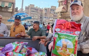 توزيع الأرز على المواطنين بأسعار مخفضة ببورسعيد