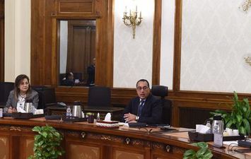 رئيس الوزراء يتابع جهود صندوق مصر السيادى لجذب الاستثمارات الأجنبية