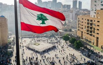 الأزمة لبنان 