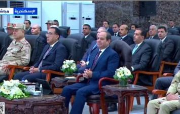 الرئيس السيسي يفتتح محور التعمير بالإسكندرية