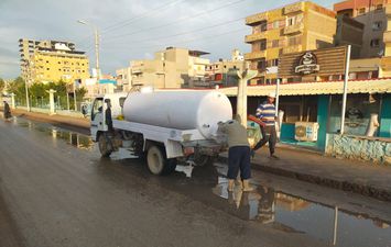 رفع مياه الأمطار من شوارع محافظة كفر الشيخ 