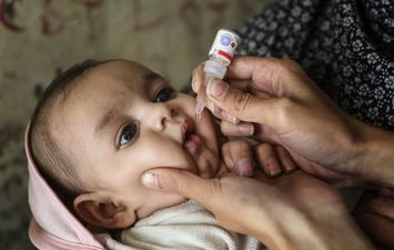 ١٢١ الف طفل مستهدف بالحملة القومية للتطعيم ضد شلل الأطفال بمطروح