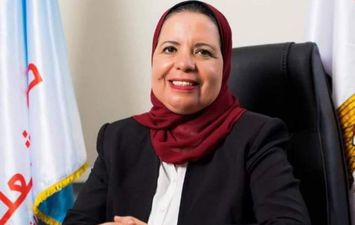 النائبة أمل عصفور عضو مجلس النواب عن محافظة بورسعيد 