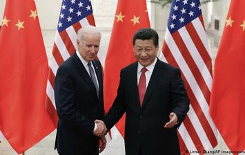 امريكا والصين
