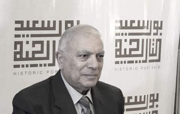 محافظ بورسعيد ينعي اللواء مصطفى كامل 