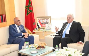 وزير التعليم العالي يلتقي نظيره المغربي