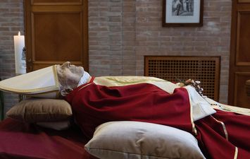جثمان البابا بنديكتوس