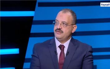 الدكتور أشرف فتحي، أستاذ الاقتصاد والتمويل