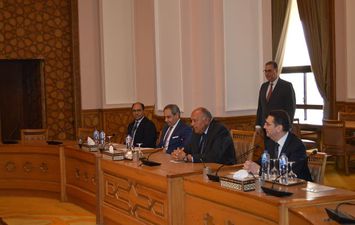وزير الخارجية يستقبل مجلس ادارة المجلس المصري للشئون الخارجية