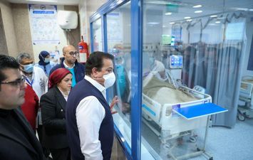 وزير الصحة يتفقد مستشفى ههيا المركزي بمحافظة الشرقية