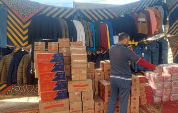 استعدادات لافتتاح معرض اهلا رمضان للسلع الغذائية بدسوق 