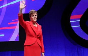 رئيسة وزراء اسكتلندا تعلن الاستقالة على الهواء وتكشف أسباب القرار