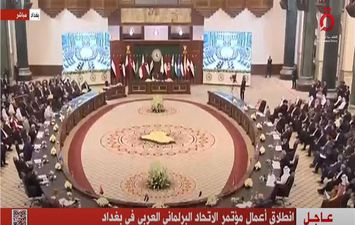 العراق يدعو الدول العربية لتبني قرار بعودة سوريا إلى محيطها العربي