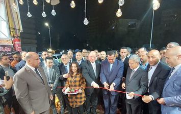 وزير التنمية المحلية ومحافظ القاهرة يفتتحان معرض &quot;أهلا رمضان&quot; بمدينة نصر 