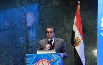 وزير الصحة خلال مؤتمر الجمعية المصرية لأمراض الذكورة
