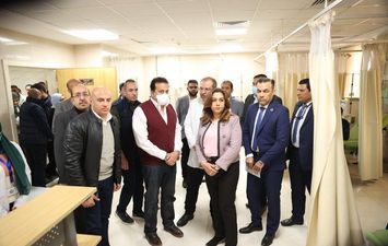 وزير الصحة يتفقد مستشفى اورام دمياط