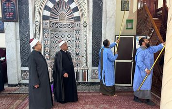 تنظيف وتطهير المساجد 