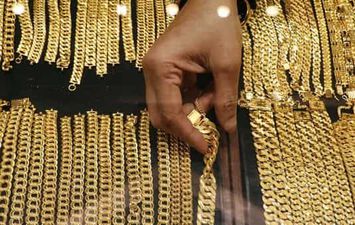 أسعار الذهب تعاملات مسائية 