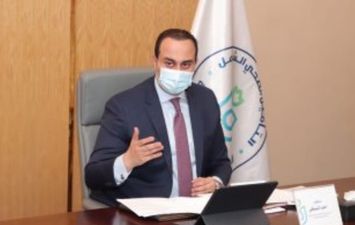 الدكتور أحمد السبكي رئيس هيئة الرعاية الصحية 
