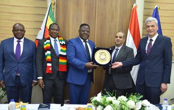 هيئة الدواء المصرية تستقبل وفداً من زيمبابوي