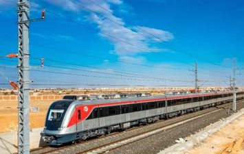 مواعيد تشغيل قطارات LRT في العيد