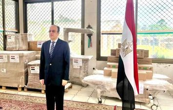 السفير المصري يسلم الجانب البوروندي شحنات مساعدات طبية مقدمة من الوكالة المصرية للشراكة من أجل التنمية