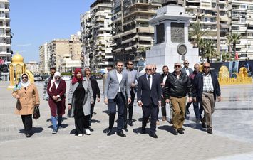 محافظ بورسعيد : قرب الانتهاء من تطوير المرحلة الأولى من الممشى السياحي  