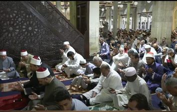 موضوع خطبة الجمعة بالمساجد اليوم.. «احترام الكبير» | أهل مصر