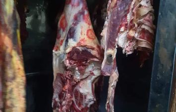 ضبط طن من اللحوم غير الصالحة بالمنيا 