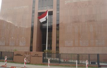 القنصلية المصرية بالرياض تعلن وقف تمديد جوازات السفر