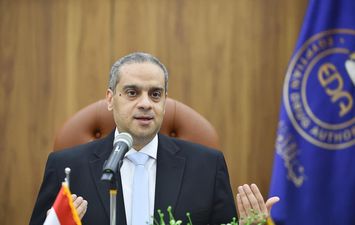رئيس هيئة الدواء المصرية يستقبل نائب رئيس الهيئة الوطنية للأدوية البرتغالي 