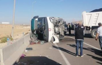 إصابة 11 شخصاً فى حادث تصادم بطريق الإسكندرية - مطروح ... بالأسماء