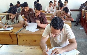 امتحانات الدبلومات الفنية 2026
