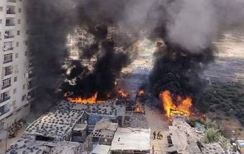 حريق سوق المندرة بالإسكندرية 
