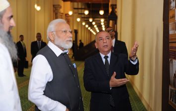 رئيس وزراء الهند يزور مسجد الحاكم بأمر الله 