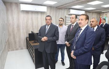 وزير التنمية المحلية يشيد بمستوى مركز سيطرة الشبكة الوطنية في المنوفية