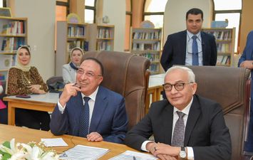 وزير التعليم يتابع سير امتحانات الثانوية العامة بالإسكندرية
