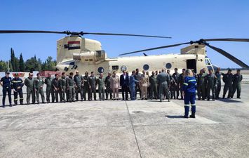 القوات المسلحة تشارك السلطات اليونانية