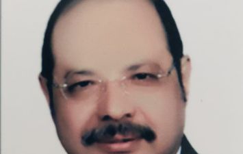 منير المصري رئيس شعبة شركات الحاق العمالة بالخارج