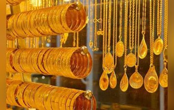 أسعار الذهب خلال التعاملات المسائية 