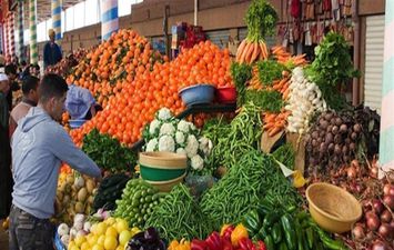 أسعار الخضروات والفاكهة في أسواق الفيوم