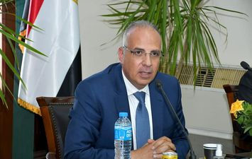 محمد سويلم وزير الري