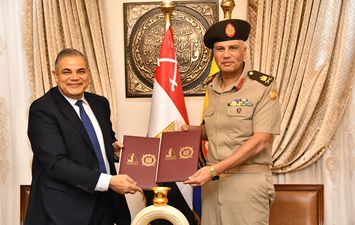 الكلية الفنية العسكرية توقع بروتوكول تعاون مع جامعة كفر الشيخ