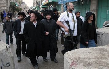 يهود يحملون السلاح