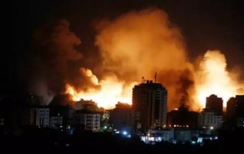 أول فيديو لتوغل جيش الاحتلال في غزة الليلة الماضية