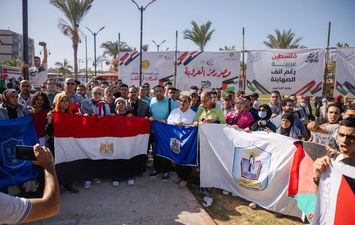 انتفاضة طلاب جامعة بورسعيد تضامنا مع الفلسطينيين 