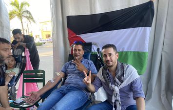 قافلة للتبرع بالدم لصالح الفلسطينيين  بشارع طرح البحر ببورسعيد